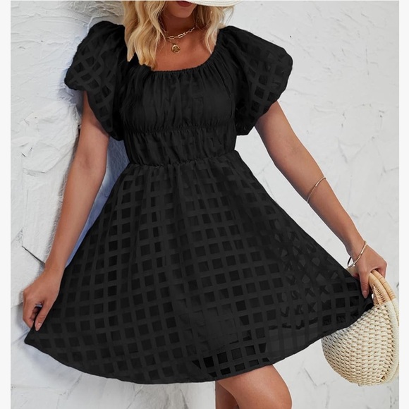 Pretty Garden | size small | off the shoulder dress - Picture 5 of 12